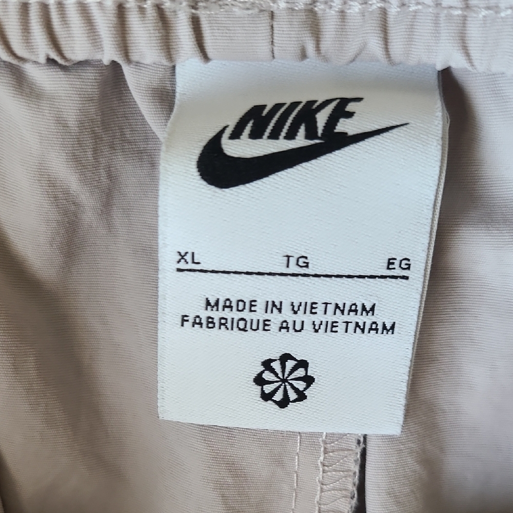 Nike Light dusty pink Joggers - Picture 2 of 3